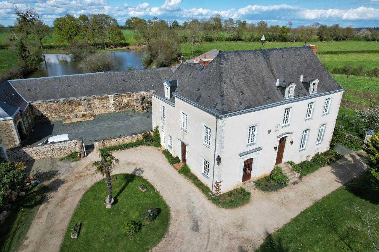 Ménil Le Bas Chitray B&B 외부 사진