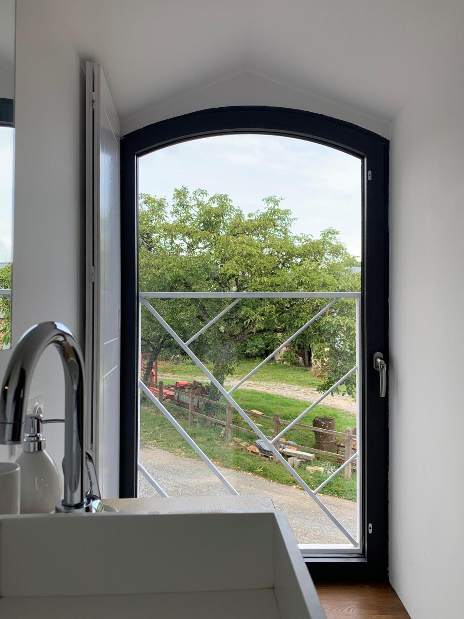 Ménil Le Bas Chitray B&B 외부 사진