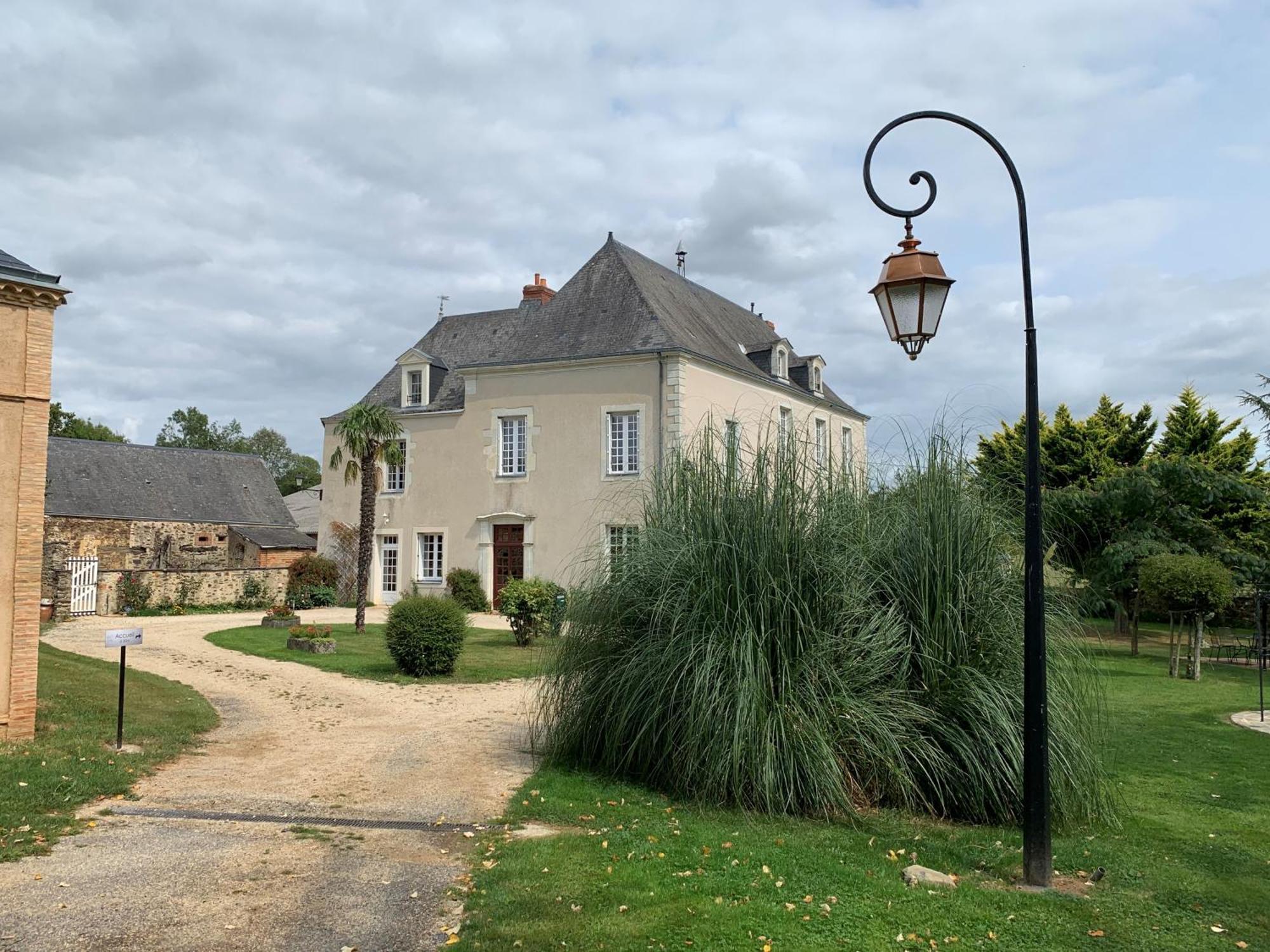 Ménil Le Bas Chitray B&B 외부 사진